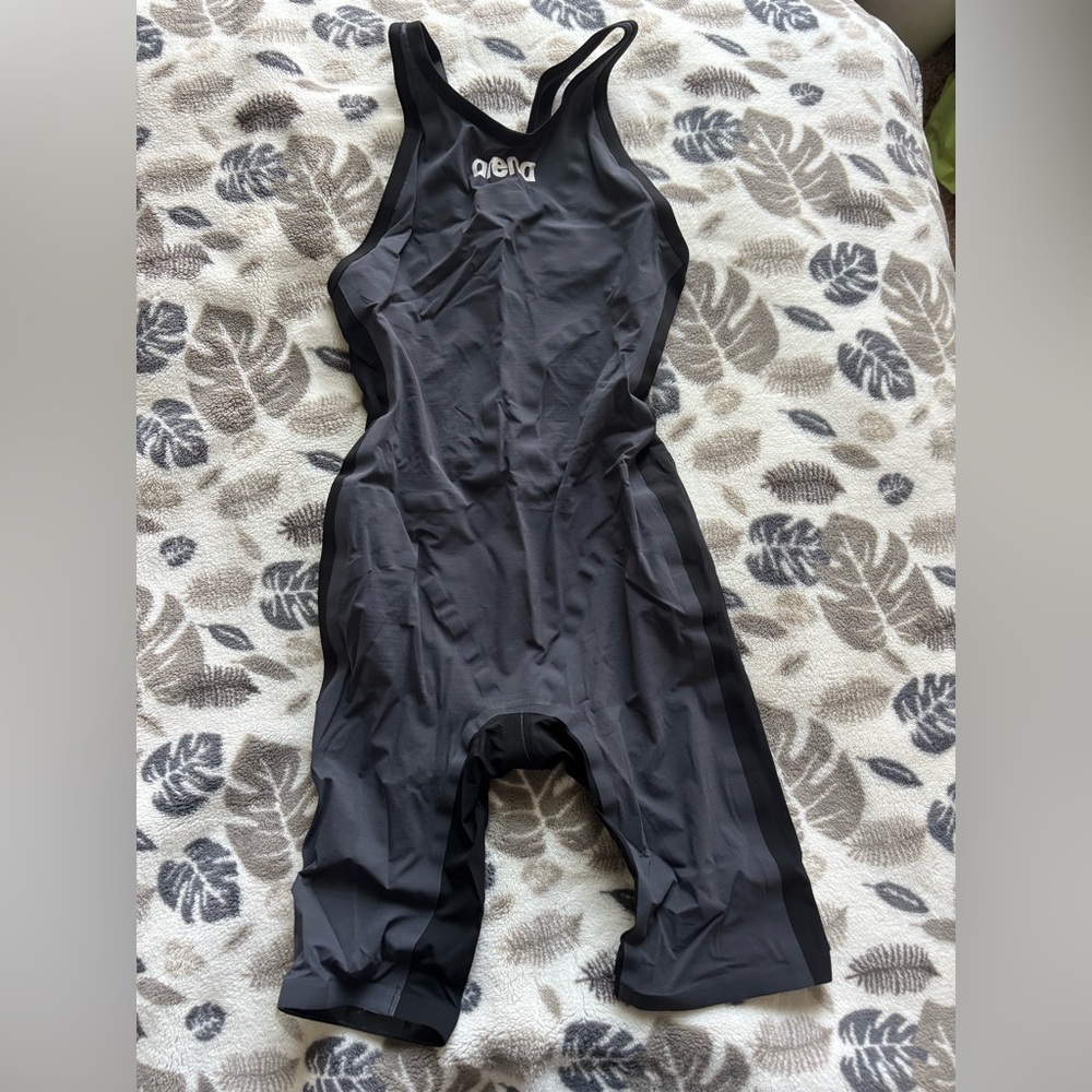 Arena carbon air 2 tech suit